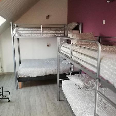 Les Fermiers Bed & Breakfast Giremoutiers ภายนอก รูปภาพ