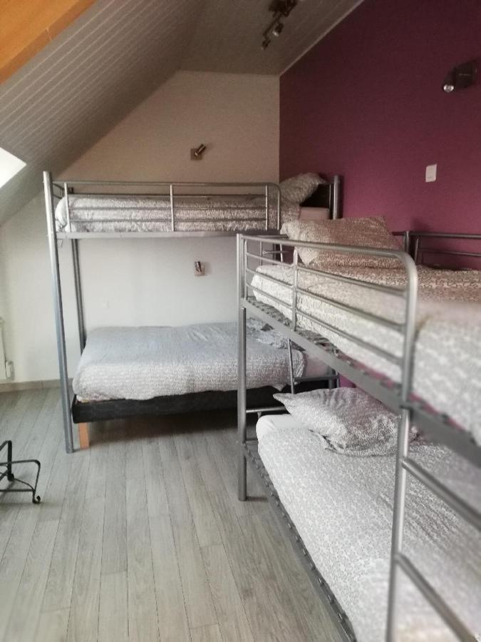 Les Fermiers Bed & Breakfast Giremoutiers ภายนอก รูปภาพ